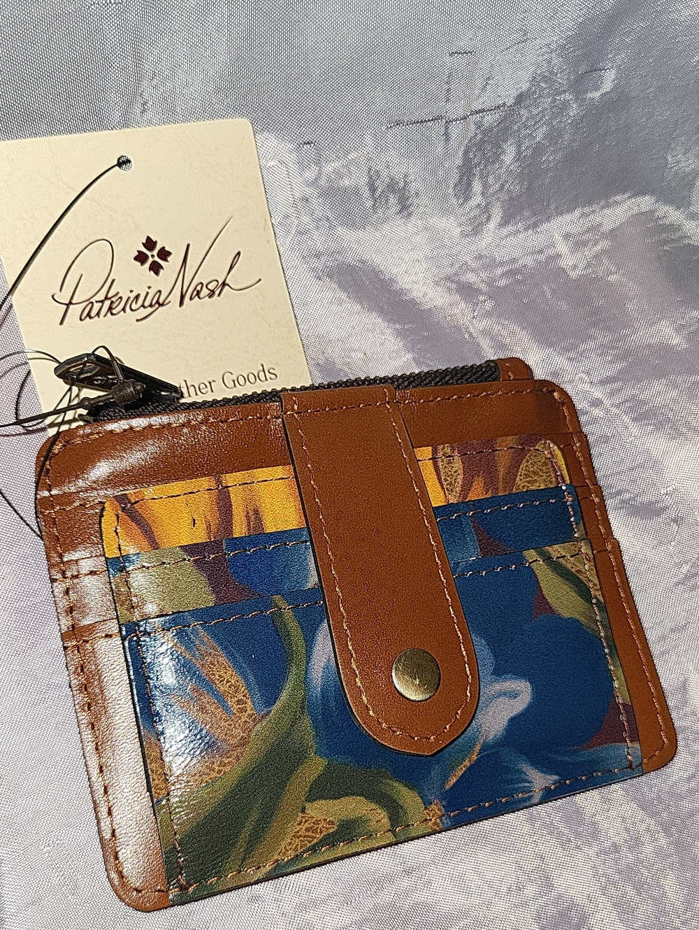 Patricia Nash cassis Id case BNWT